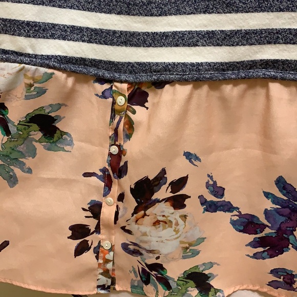 Anthropologie Blouse - Picture 4 of 4